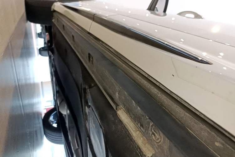 Used Audi Q3 Sportback 2023 40 TFSI Fashion Model Left Side Sill