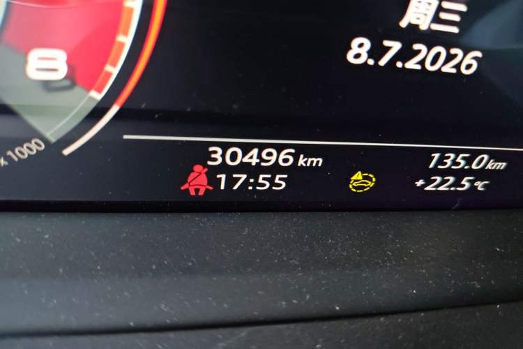 Used Audi Q3 Sportback 2023 Updated 40 TFSI Fashion Version Odometer Close Up