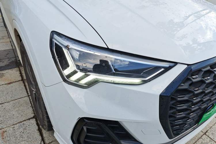 Used Audi Q3 Sportback 2023 Updated 40 TFSI Fashion Version Right Front Headlight