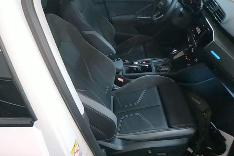 Used Audi Q3 Sportback 2023 Updated 40 TFSI Fashion Version Right Front Seat