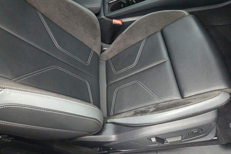 Used Audi Q3 Sportback 2023 Updated 40 TFSI Fashion Version Right Front Seat