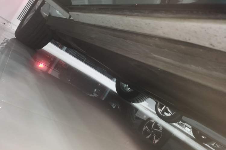Used Audi Q3 Sportback 2023 35 TFSI Ambition (1.4T) Right Side Sill