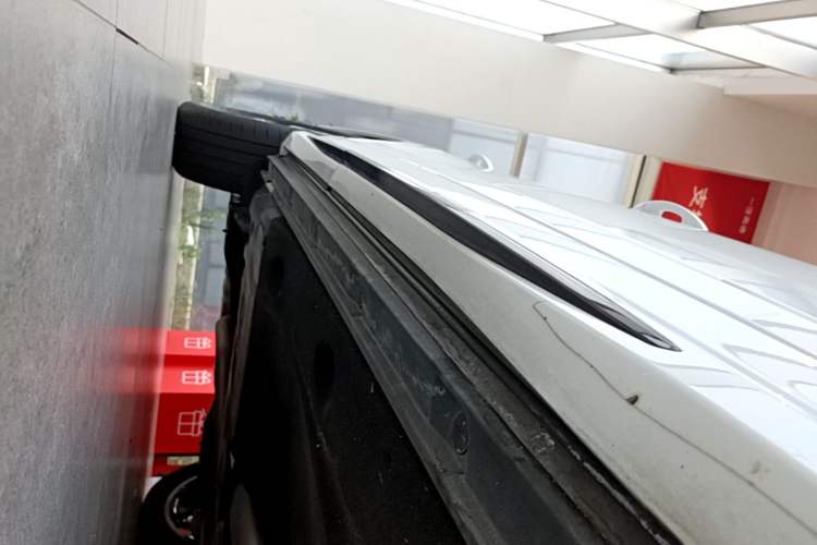 Used Audi Q3 Sportback 2023 40 TFSI Fashion Model Right Side Sill