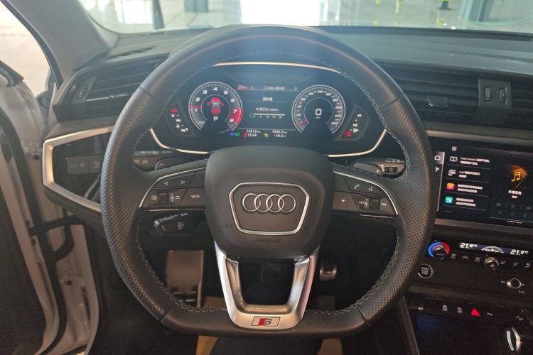 Used Audi Q3 Sportback 2023 45 TFSI quattro Fashion Edition Steering Wheel