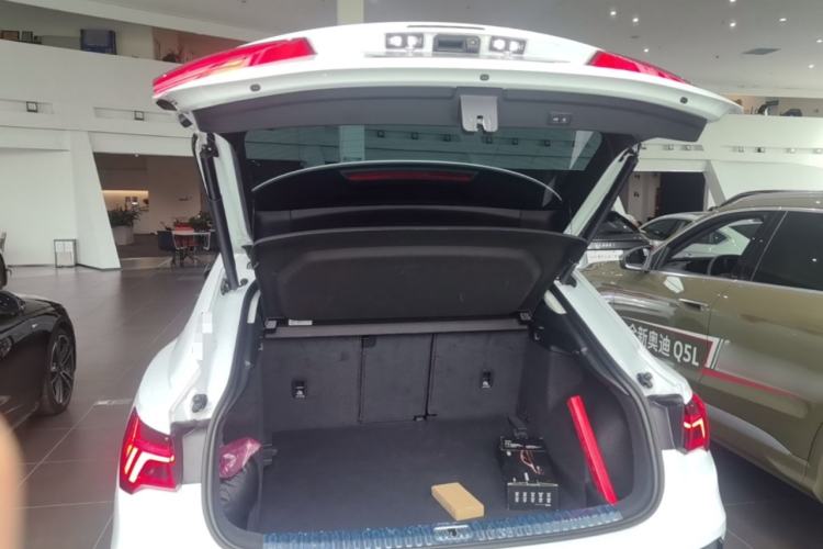 Used Audi Q3 Sportback 2023 Updated 40 TFSI Fashion Version Trunk