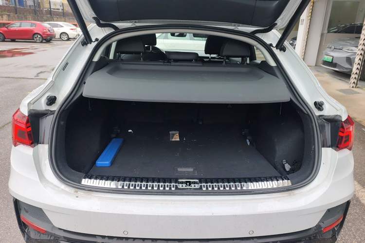 Used Audi Q3 Sportback 2023 Updated 40 TFSI Fashion Version Trunk