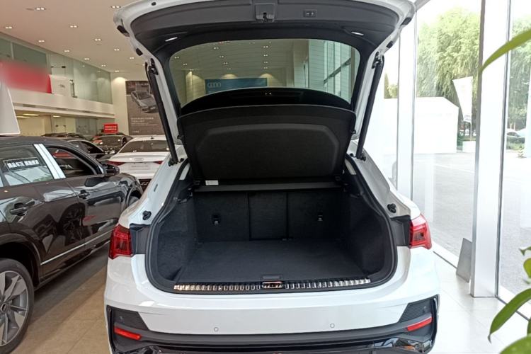 Used Audi Q3 Sportback 2023 40 TFSI Fashion Model Trunk