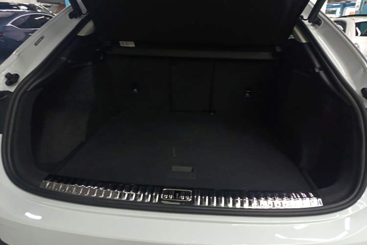 Used Audi Q3 Sportback 2023 Updated 40 TFSI Fashion Version Trunk