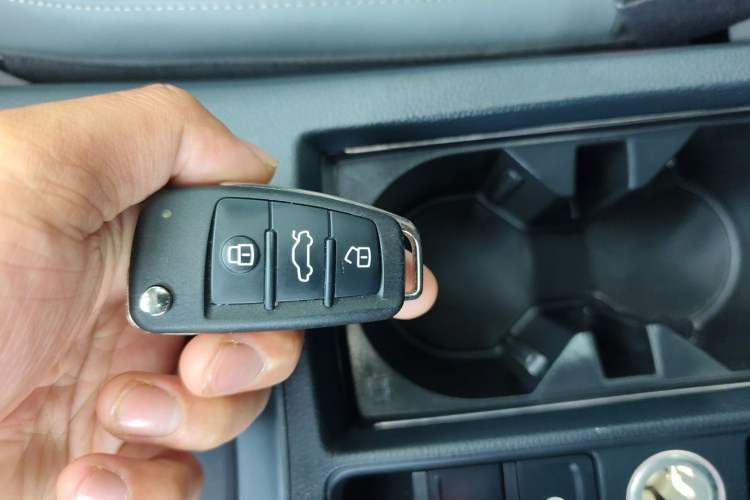 Used Audi Q3 Sportback 2023 Updated 40 TFSI Fashion Version Vehicle Key