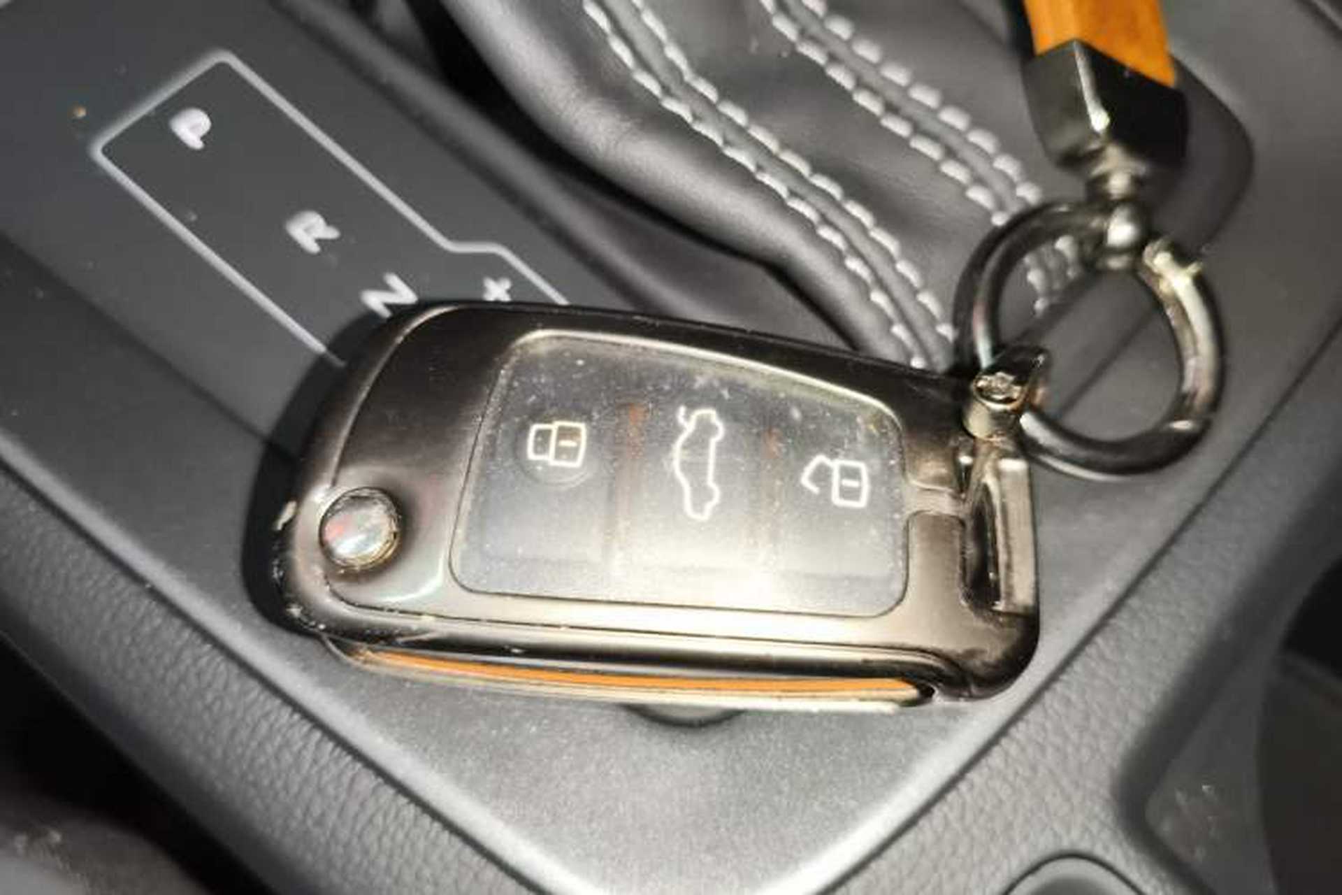 Used Audi Q3 Sportback 2023 40 TFSI Fashion Model Vehicle Key