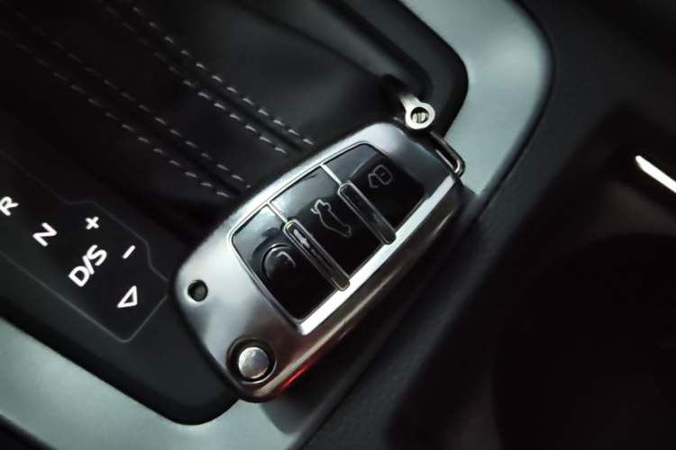Used Audi Q3 Sportback 2023 40 TFSI Fashion Model Vehicle Key