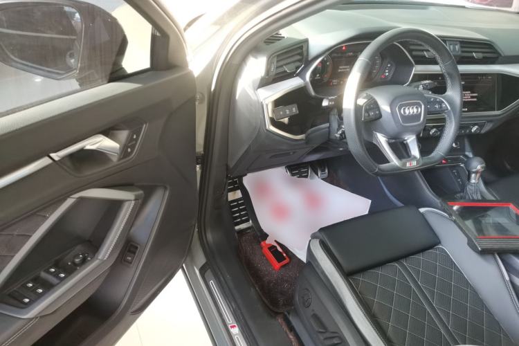 Used Audi Q3 Sportback 2024 40 TFSI Fashion Version Driver Seat