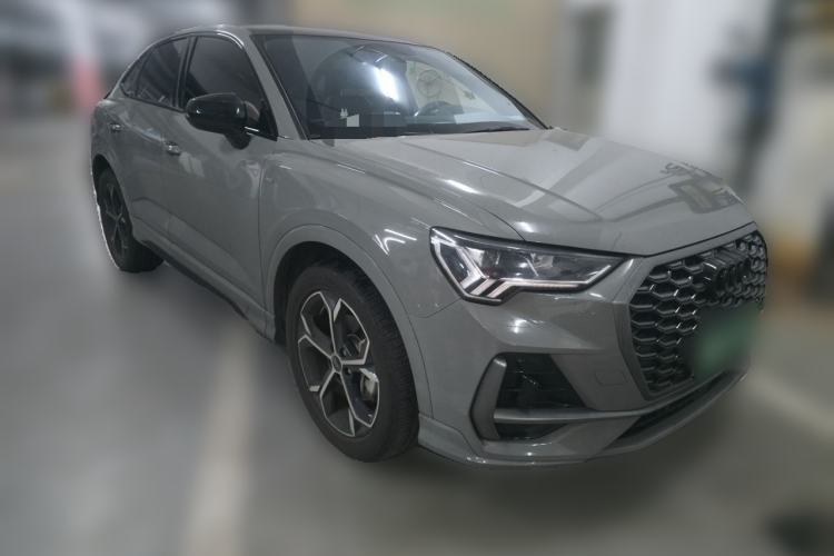 Used Audi Q3 Sportback 2024 40 TFSI Fashion Version Front Right 45 Deg