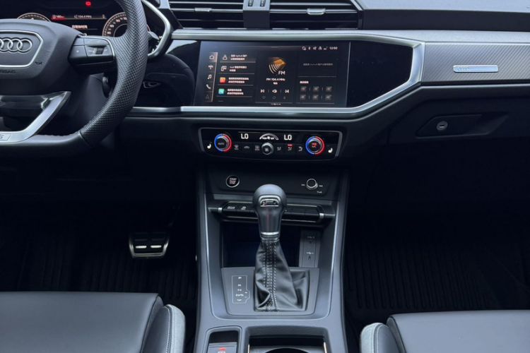 Used Audi Q3 Sportback 2024 40 TFSI Fashion Version Interior 2