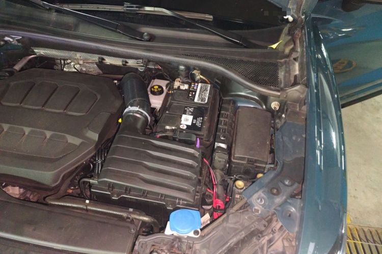 Used Audi Q3 Sportback 2024 45 TFSI quattro Launch Special Edition Engine Bay Left
