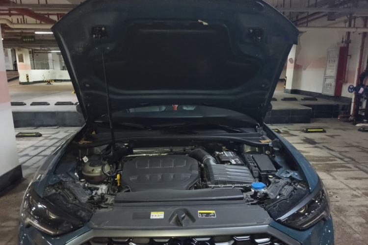 Used Audi Q3 Sportback 2024 45 TFSI quattro Launch Special Edition Engine Bay