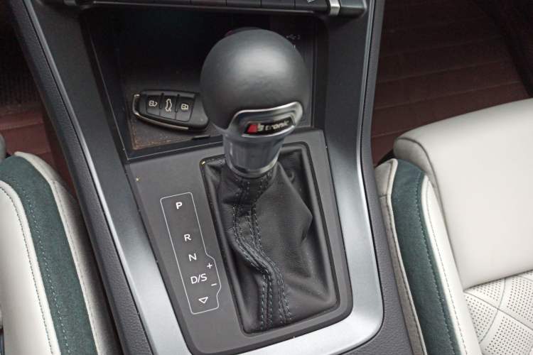 Used Audi Q3 Sportback 2024 45 TFSI quattro Launch Special Edition Gear Lever
