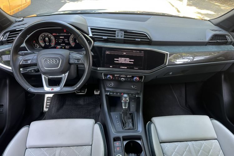 Used Audi Q3 Sportback 2024 45 TFSI quattro Launch Special Edition Interior 3