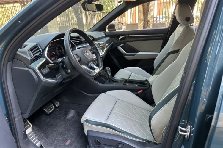 Used Audi Q3 Sportback 2024 45 TFSI quattro Launch Special Edition Interior 5