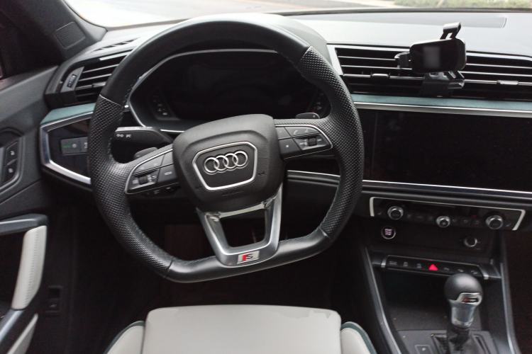 Used Audi Q3 Sportback 2024 45 TFSI quattro Launch Special Edition Steering Wheel