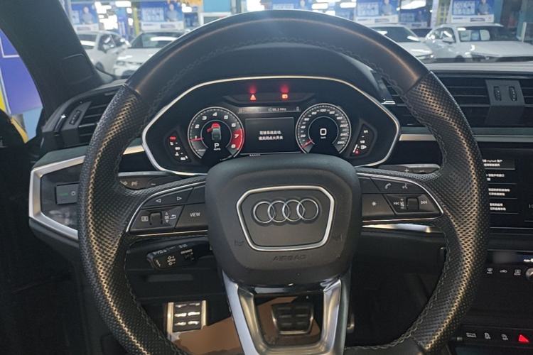 Used Audi Q3 Sportback 2024 45 TFSI quattro Launch Special Edition Steering Wheel
