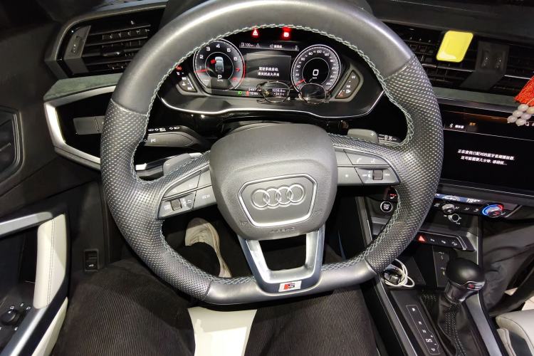 Used Audi Q3 Sportback 2024 45 TFSI quattro Launch Special Edition Steering Wheel