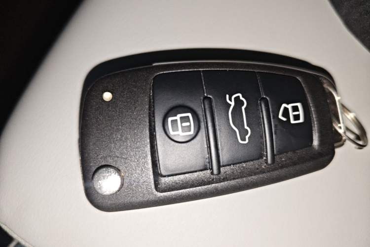 Used Audi Q3 Sportback 2024 45 TFSI quattro Launch Special Edition Vehicle Key
