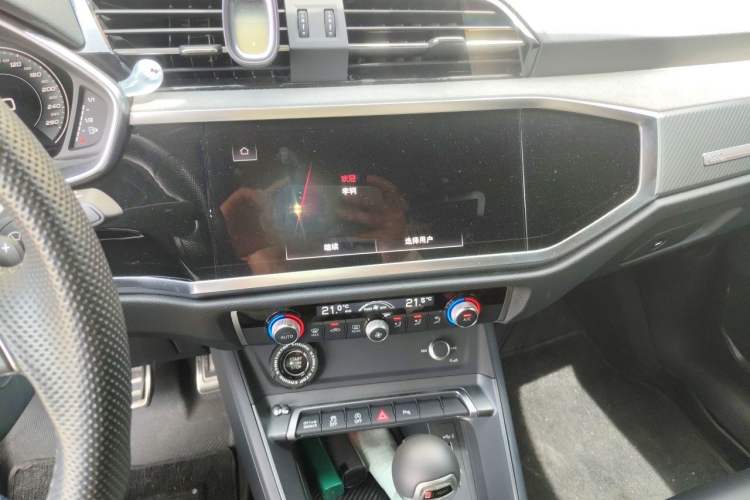 Used Audi Q3 Sportback 2024 40 TFSI Fashion Version Audio And AC Panel