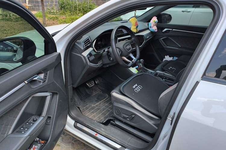 Used Audi Q3 Sportback 2024 40 TFSI Fashion Version Driver Seat