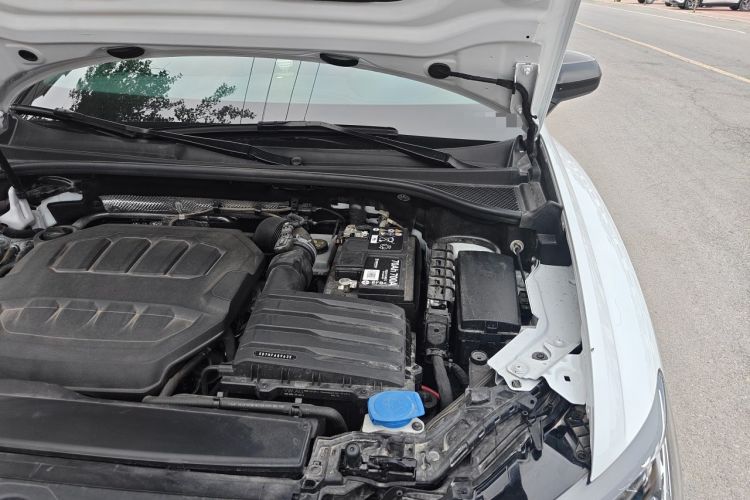 Used Audi Q3 Sportback 2024 40 TFSI Fashion Version Engine Bay Left