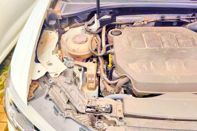 Used Audi Q3 Sportback 2024 40 TFSI Fashion Version Engine Bay Right