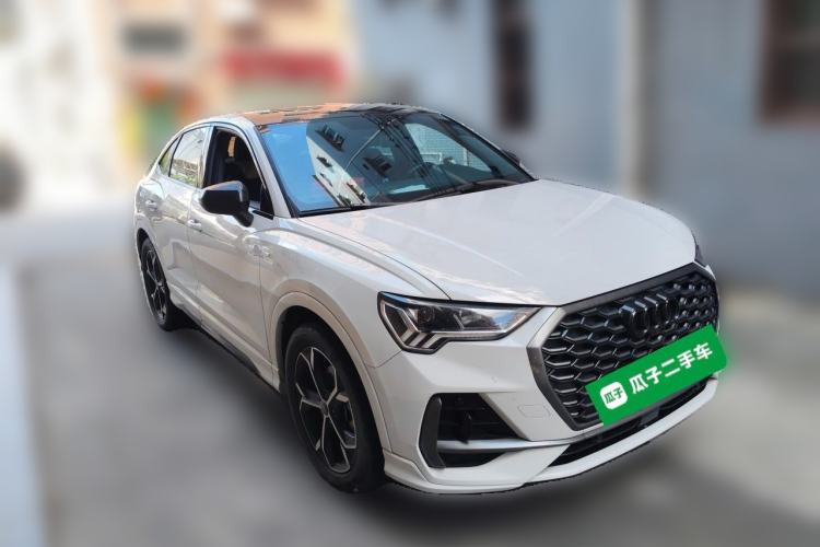 Used Audi Q3 Sportback 2024 40 TFSI Fashion Version Front Right 45 Deg
