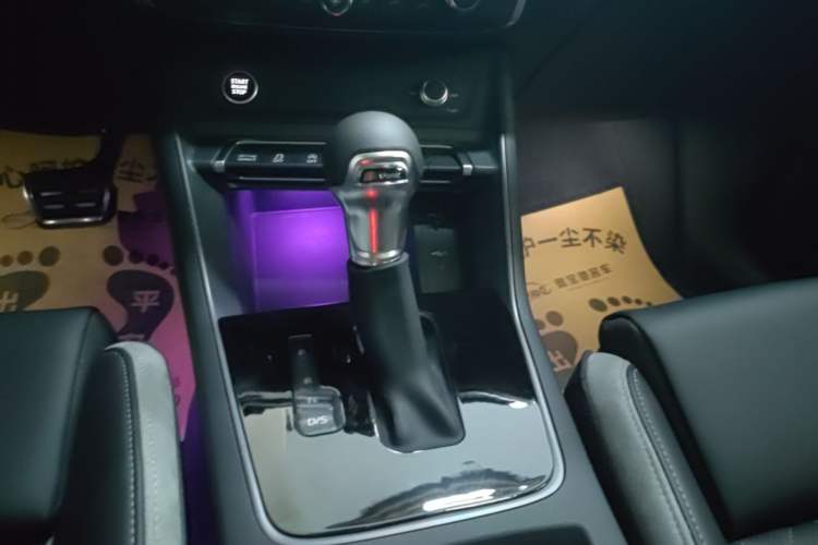 Used Audi Q3 Sportback 2024 40 TFSI Fashion Version Gear Lever