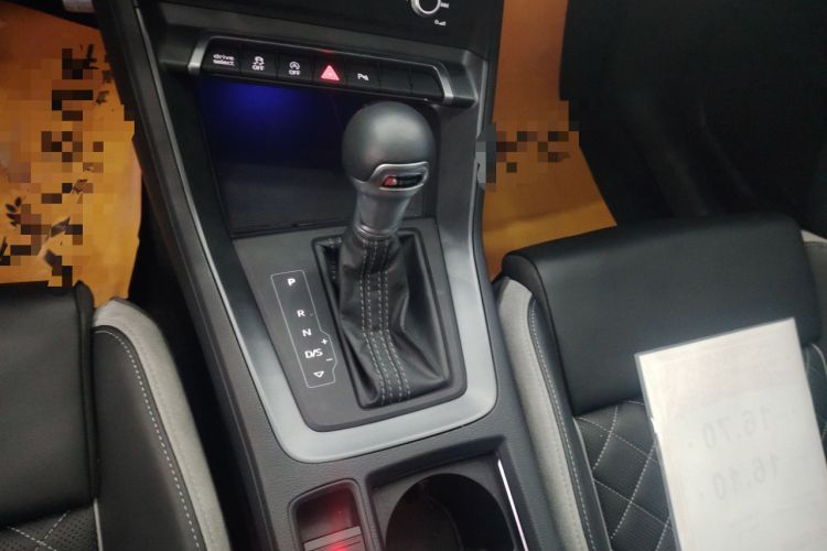 Used Audi Q3 Sportback 2024 40 TFSI Fashion Version Gear Lever