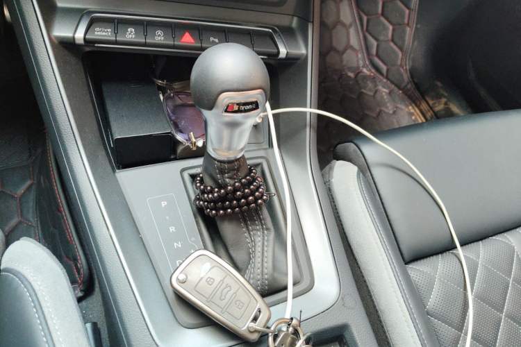 Used Audi Q3 Sportback 2024 40 TFSI Fashion Version Gear Lever