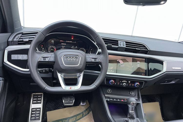 Used Audi Q3 Sportback 2024 40 TFSI Fashion Version Interior 1