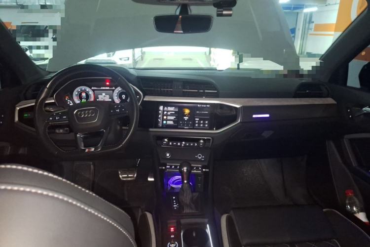 Used Audi Q3 Sportback 2024 40 TFSI Fashion Version Interior 2