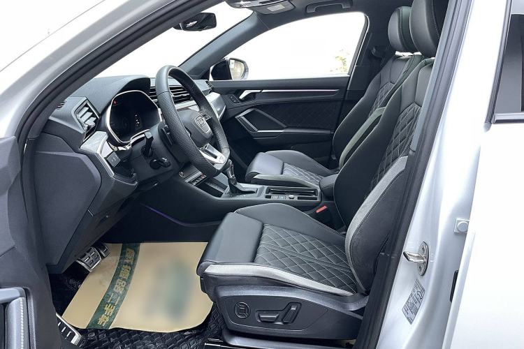 Used Audi Q3 Sportback 2024 40 TFSI Fashion Version Interior 3