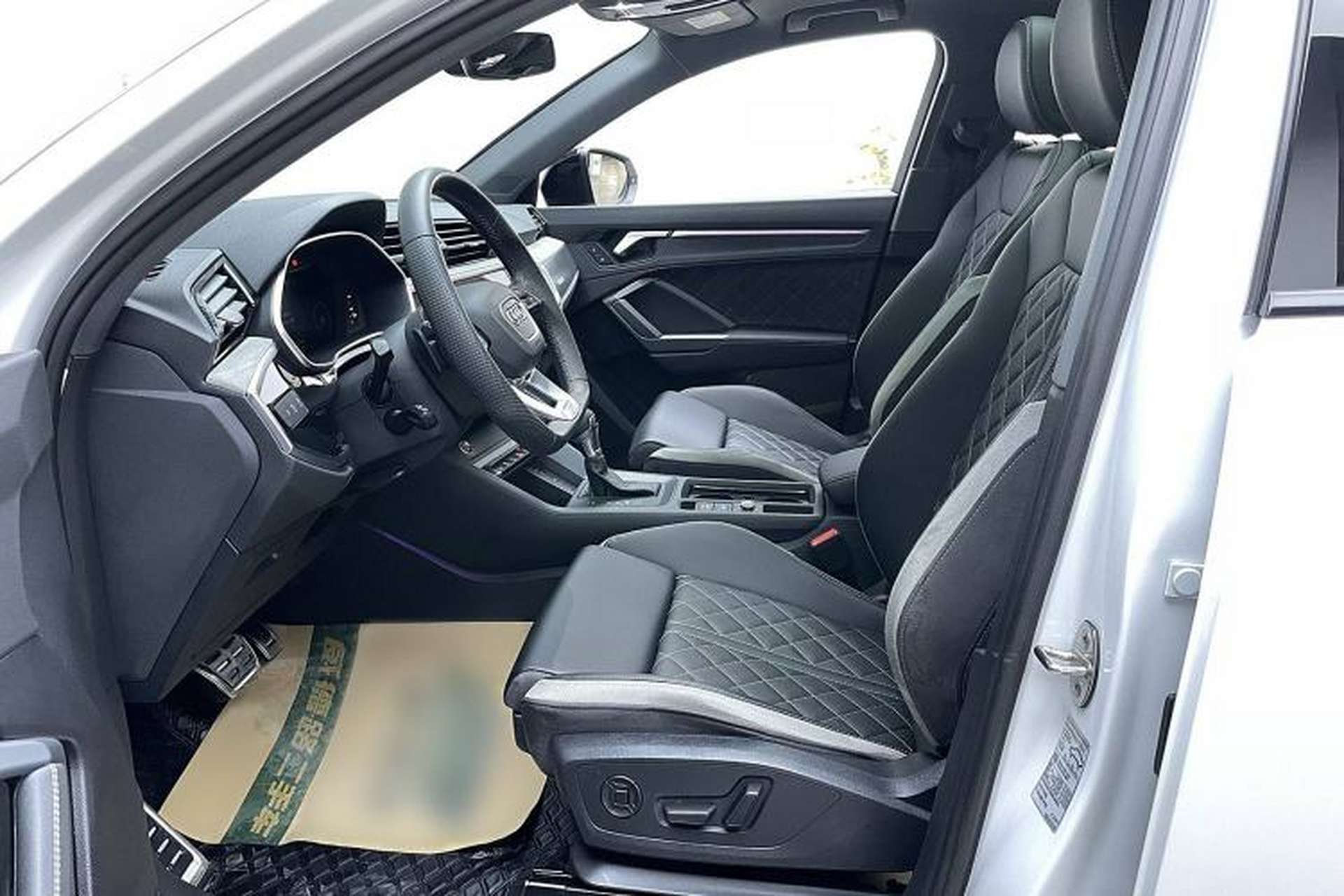 Used Audi Q3 Sportback 2024 40 TFSI Fashion Version Interior 3