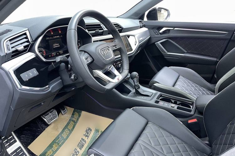 Used Audi Q3 Sportback 2024 40 TFSI Fashion Version Interior 4