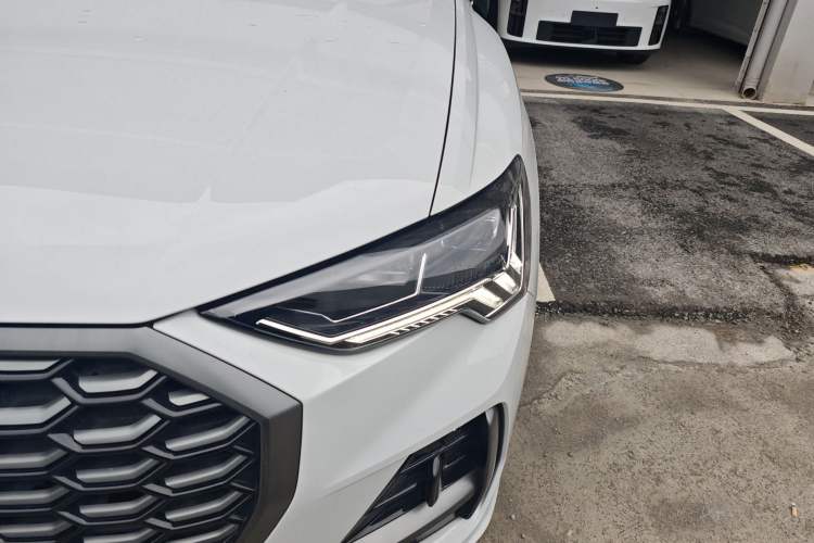Used Audi Q3 Sportback 2024 40 TFSI Fashion Version Left Front Headlight