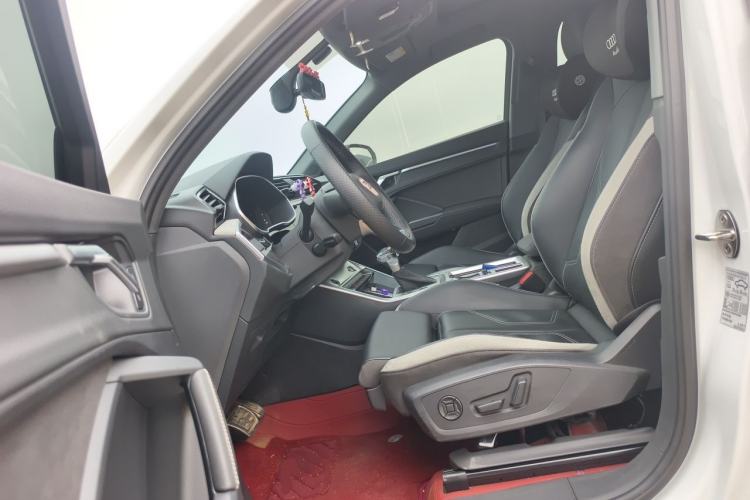 Used Audi Q3 Sportback 2024 35 TFSI Progressive Edition Left Front Seat