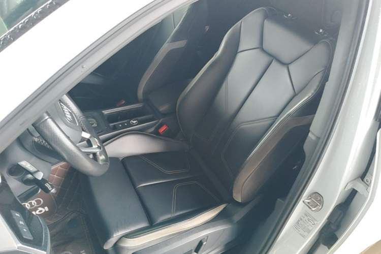 Used Audi Q3 Sportback 2024 35 TFSI Progressive Edition Left Front Seat