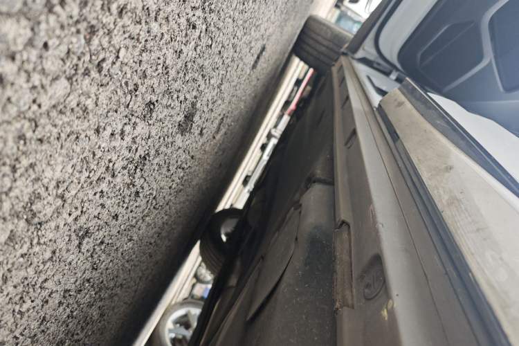 Used Audi Q3 Sportback 2024 40 TFSI Fashion Version Left Side Sill