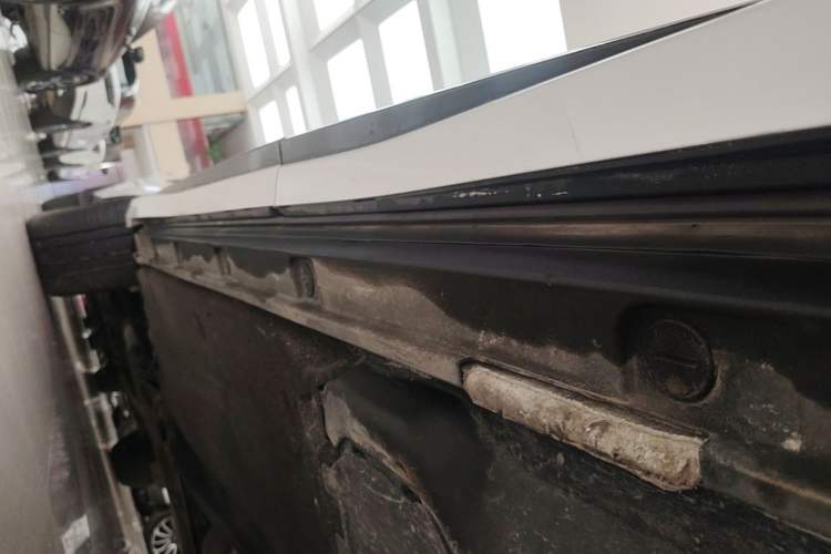 Used Audi Q3 Sportback 2024 40 TFSI Fashion Version Left Side Sill