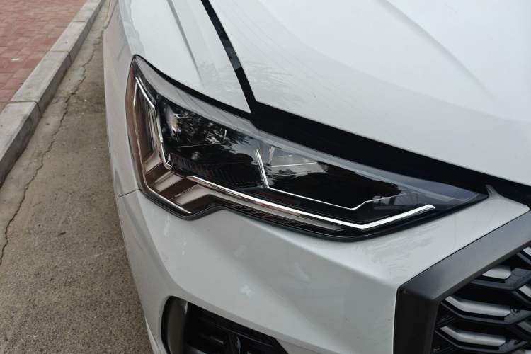 Used Audi Q3 Sportback 2024 40 TFSI Fashion Version Right Front Headlight