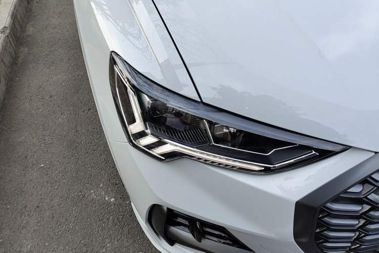 Used Audi Q3 Sportback 2024 40 TFSI Fashion Version Right Front Headlight