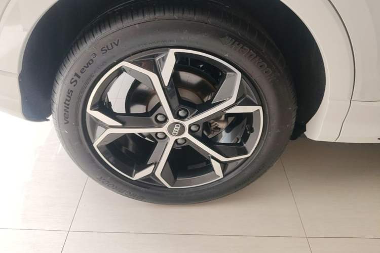 Used Audi Q3 Sportback 2024 40 TFSI Fashion Version Right Rear Wheel Hub