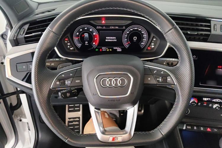 Used Audi Q3 Sportback 2024 40 TFSI Fashion Version Steering Wheel