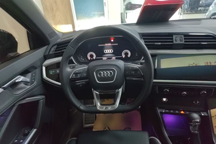 Used Audi Q3 Sportback 2024 40 TFSI Fashion Version Steering Wheel